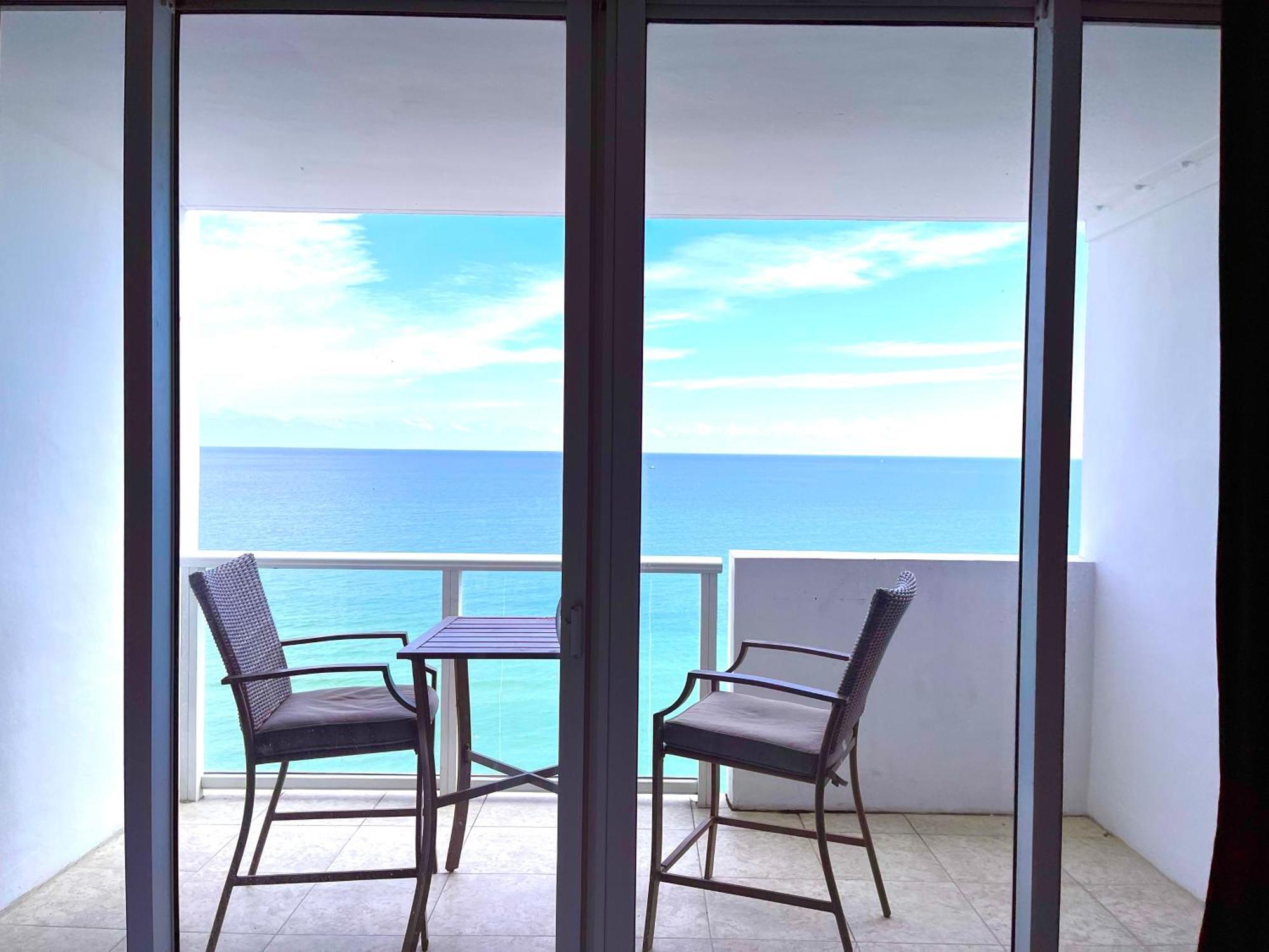 Castle 1527 Studio Balcony Direct Beach Access, Pool, Tennis, Free Parking Villa Miami Beach Exterior foto